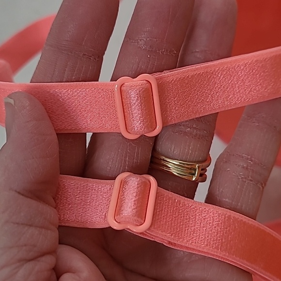 Victoria's Secret Pink with Silver Polka-dots Perfect Coverage Bra size 40D - Picture 3 of 7